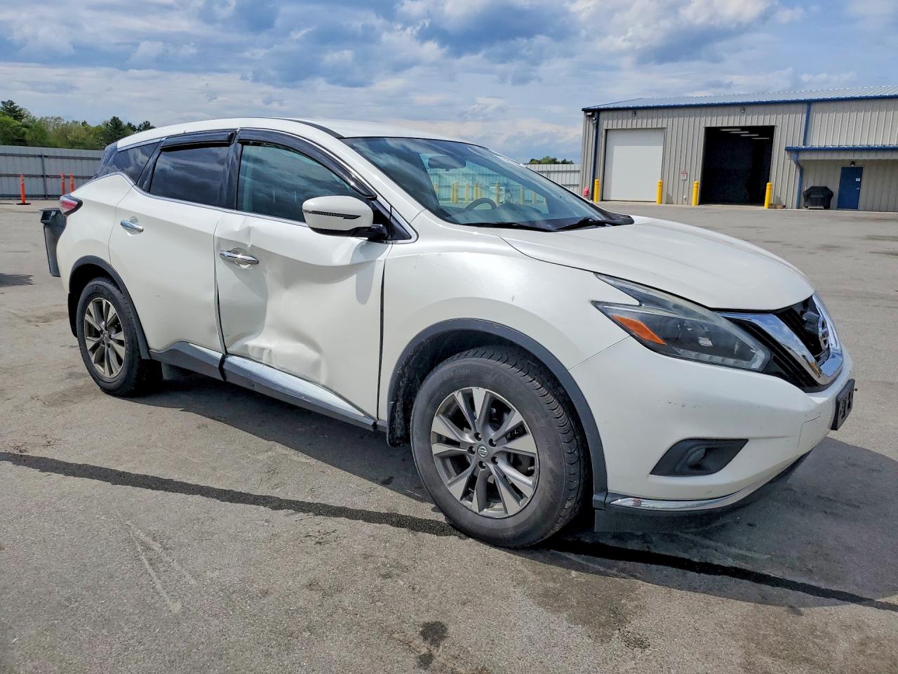 Nissan Murano S