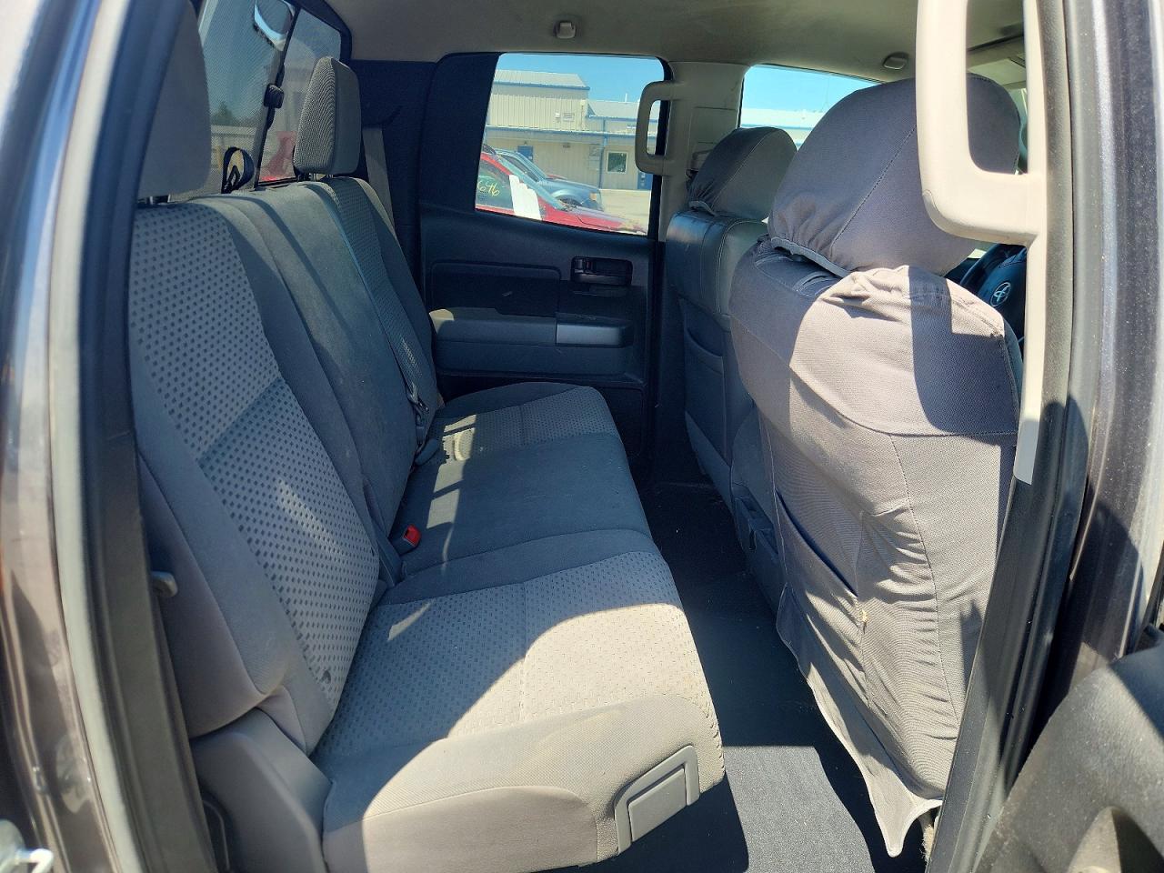 Toyota Tundra Double Cab Sr5
