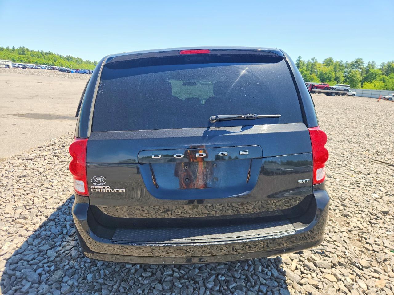 Dodge Caravan Sxt