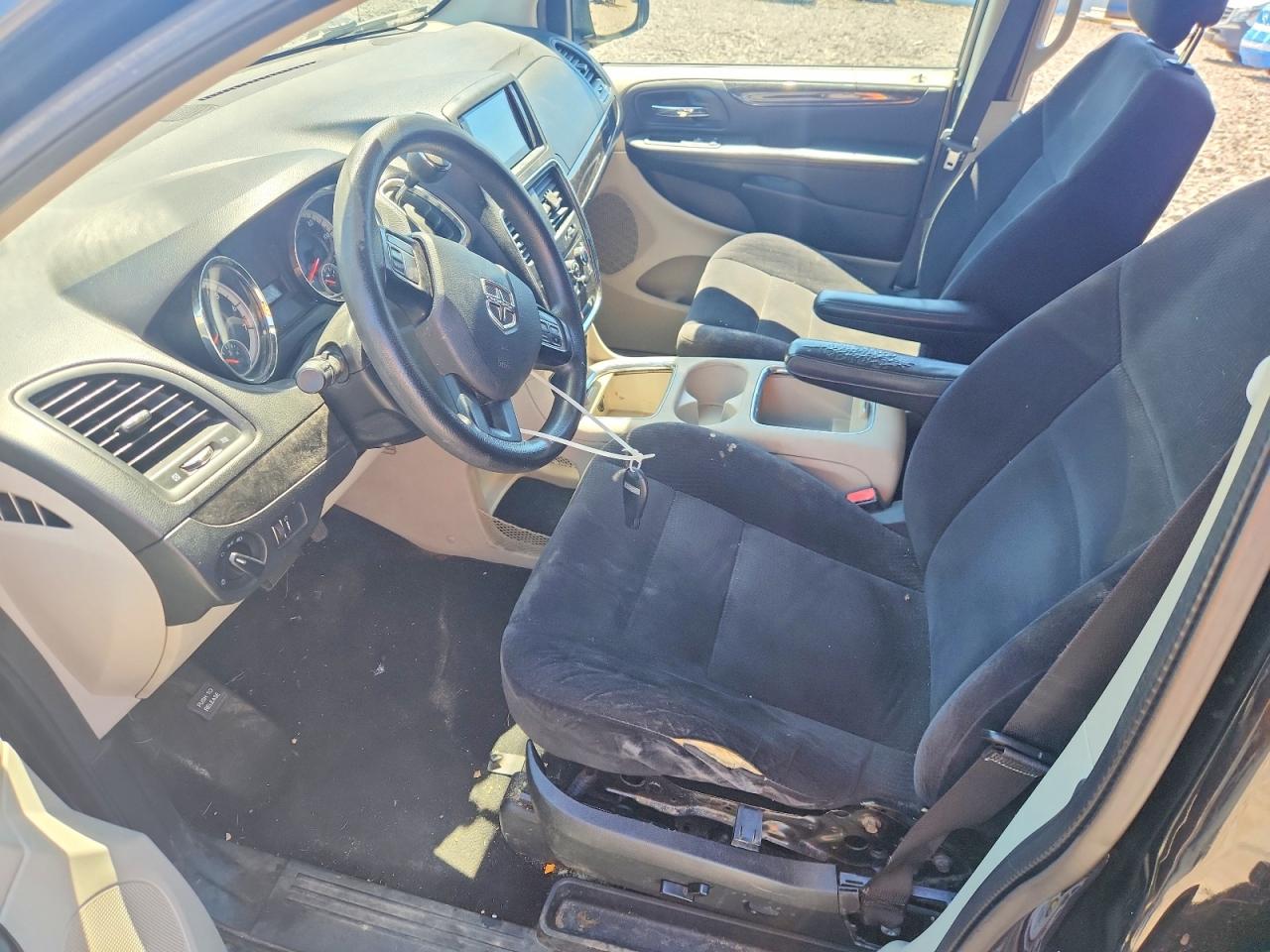 Dodge Caravan Sxt