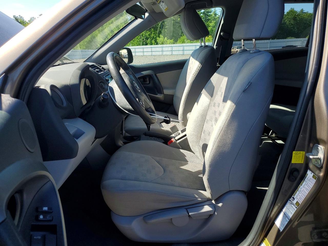 Toyota RAV4 Base