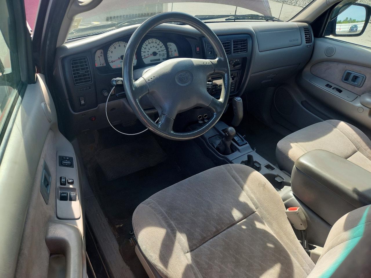 Toyota Tacoma Xtracab