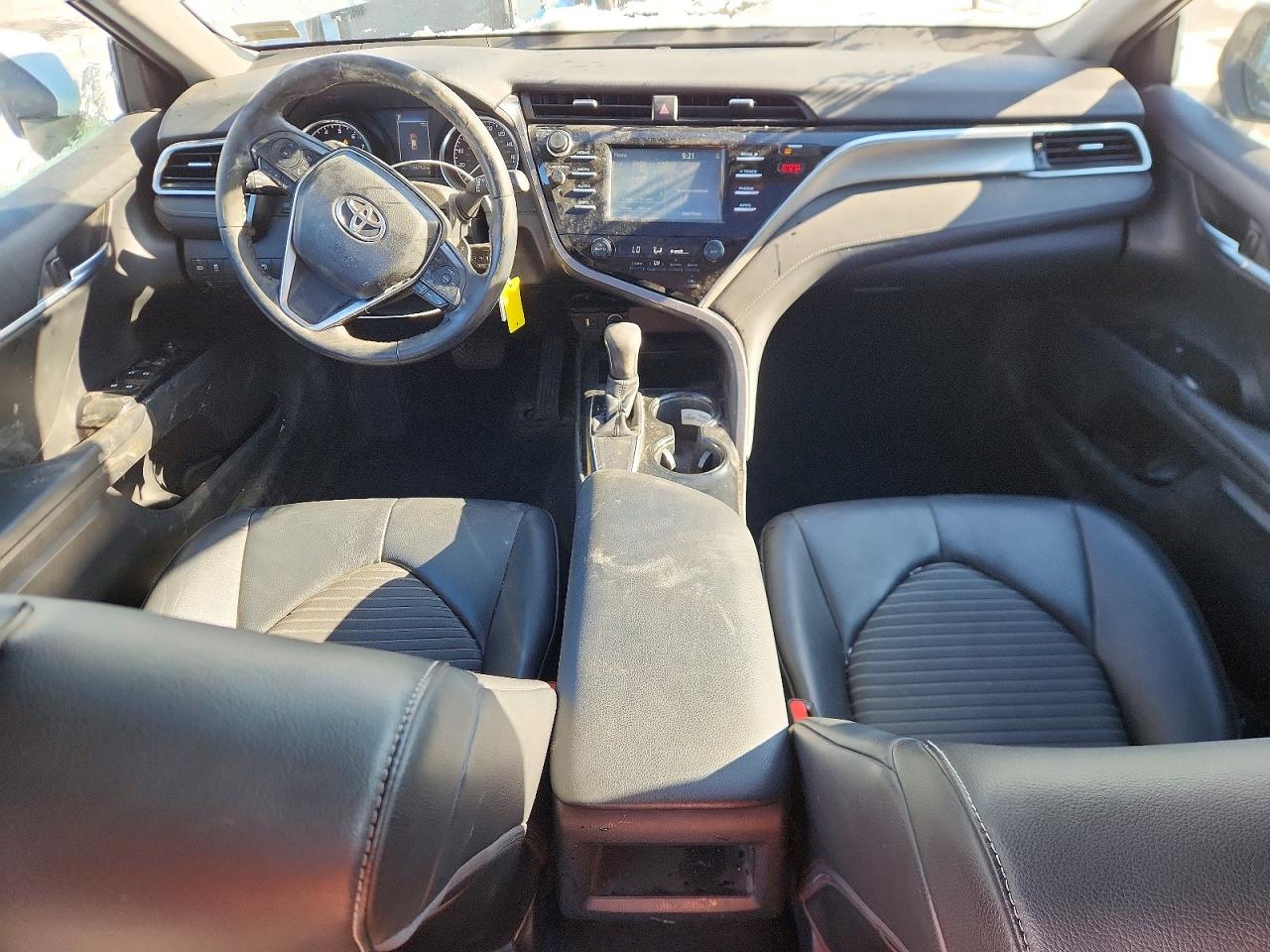 Toyota Camry L