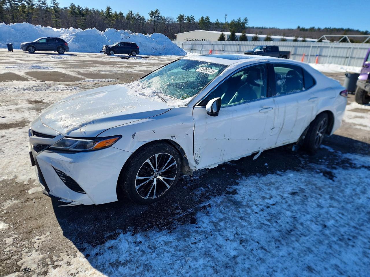 Salvage Toyota Camry Image