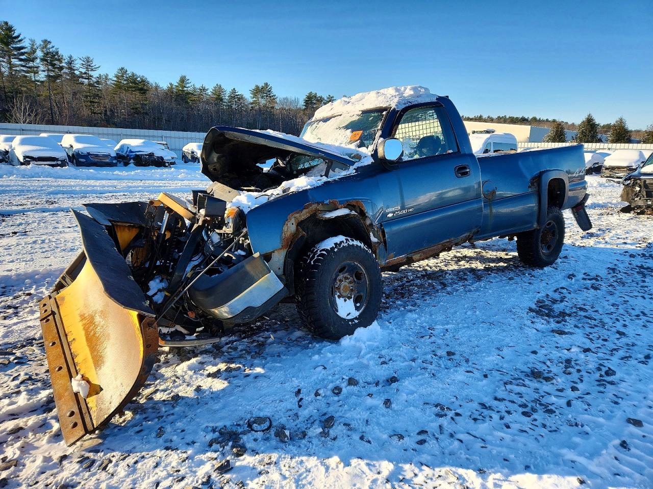 Salvage Chevrolet Silverado Image