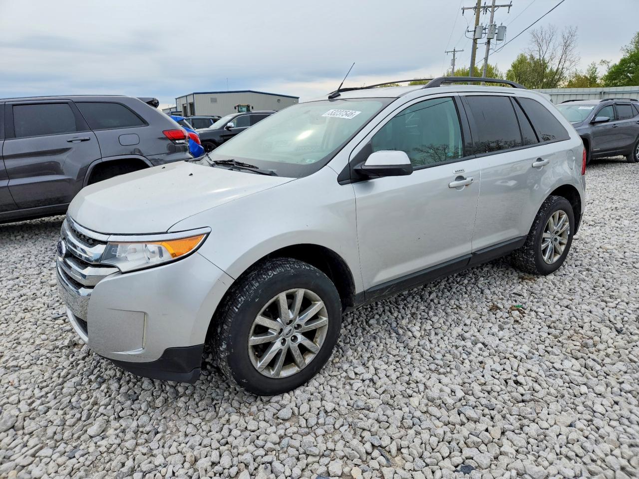 Salvage Ford Edge Image