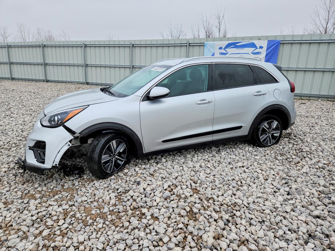 Salvage Kia Niro Image