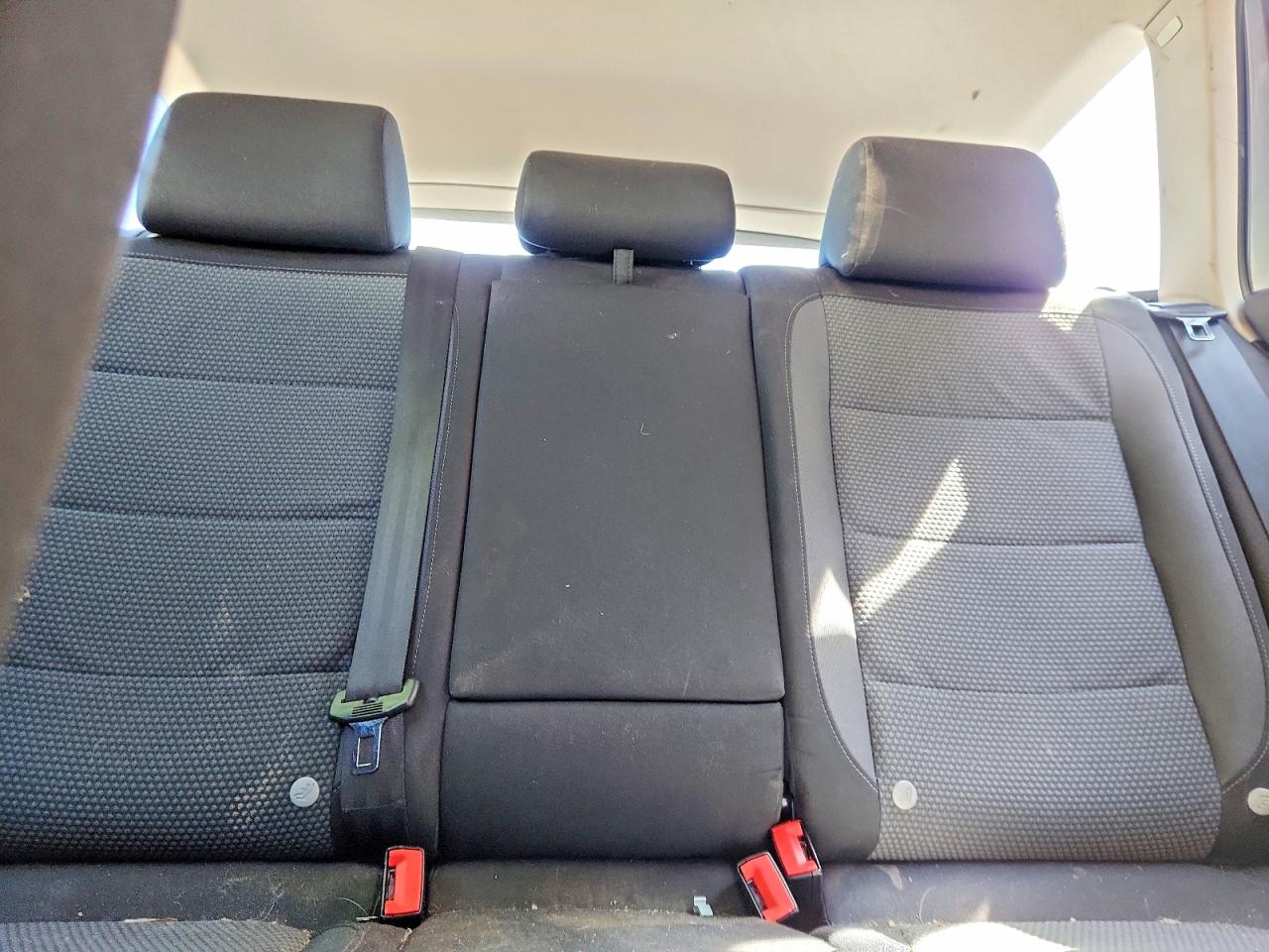 Volkswagen Jetta S