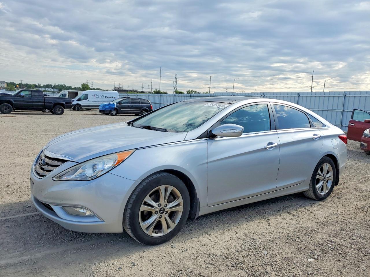 Salvage Hyundai SONATA Image