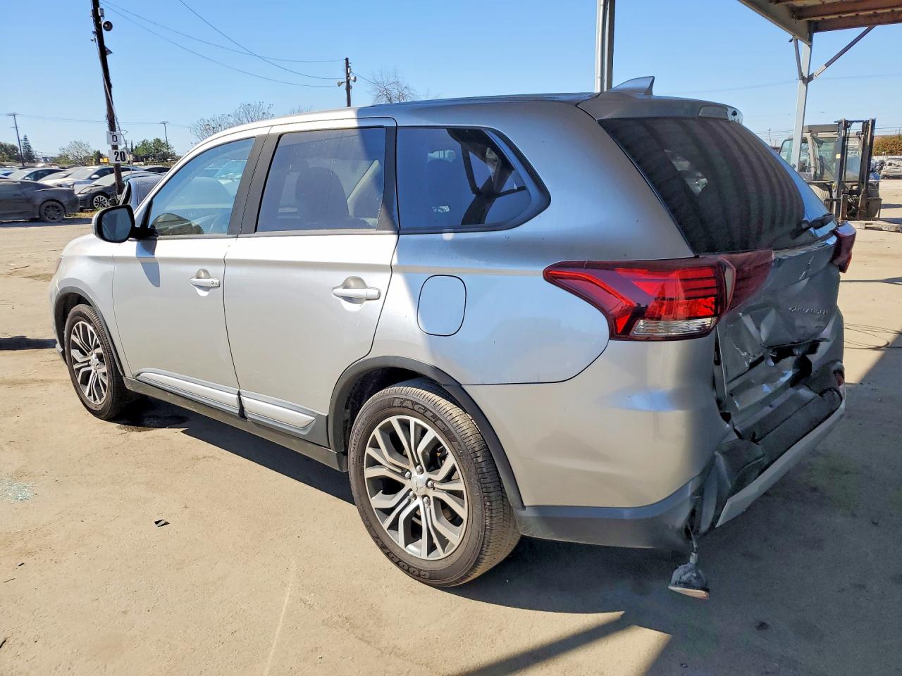 Mitsubishi Outlander Se
