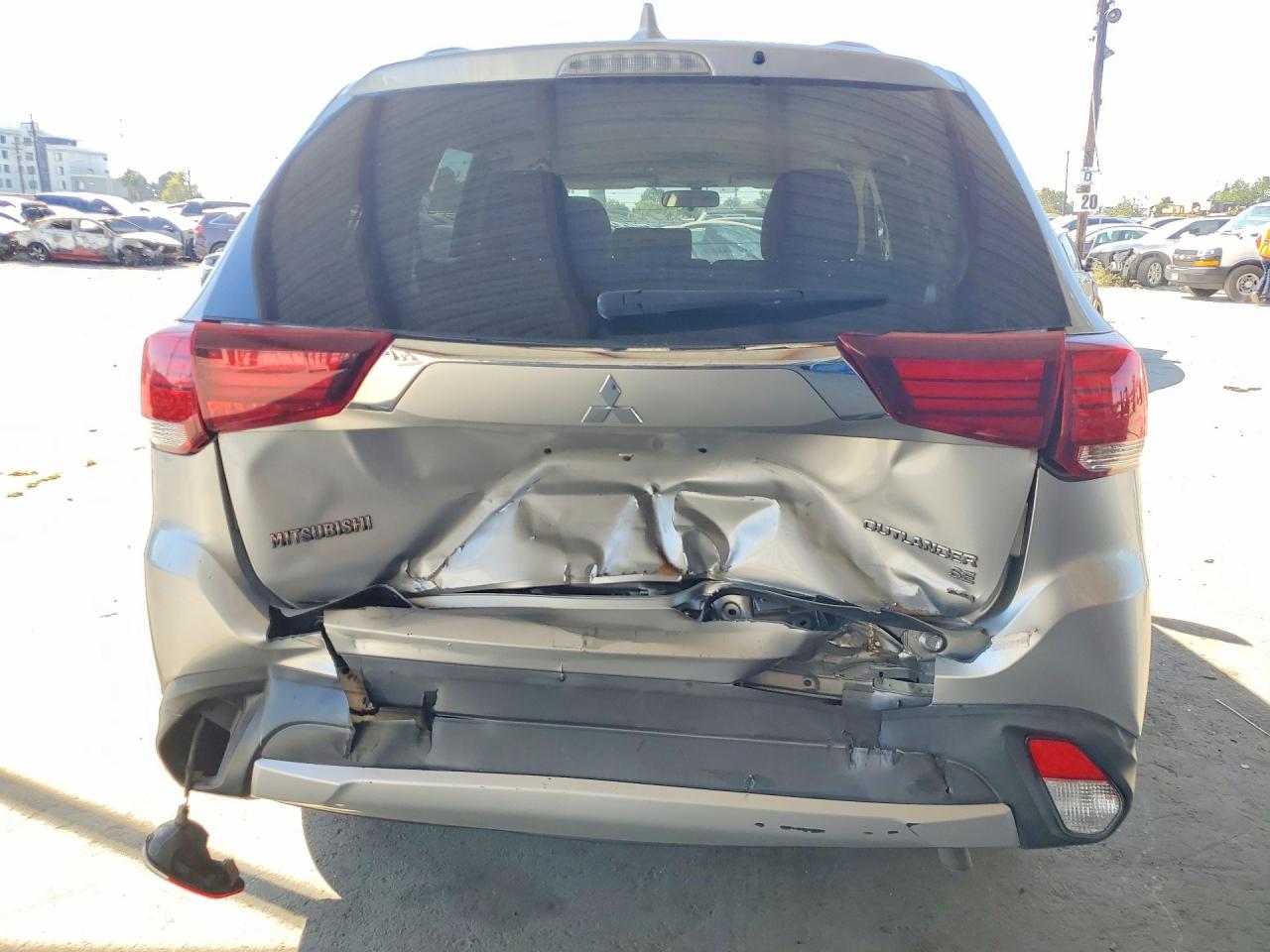 Mitsubishi Outlander Se