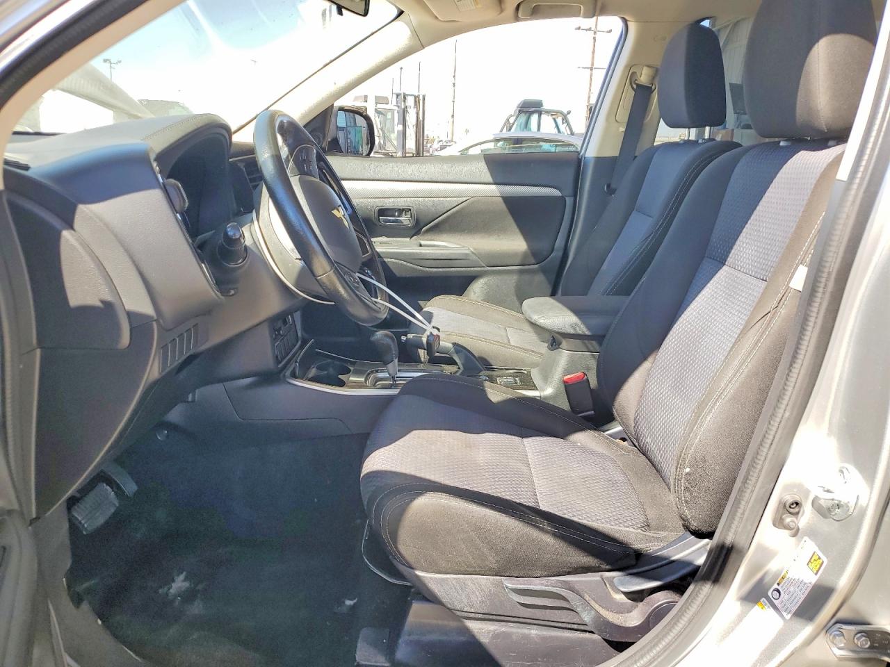 Mitsubishi Outlander Se