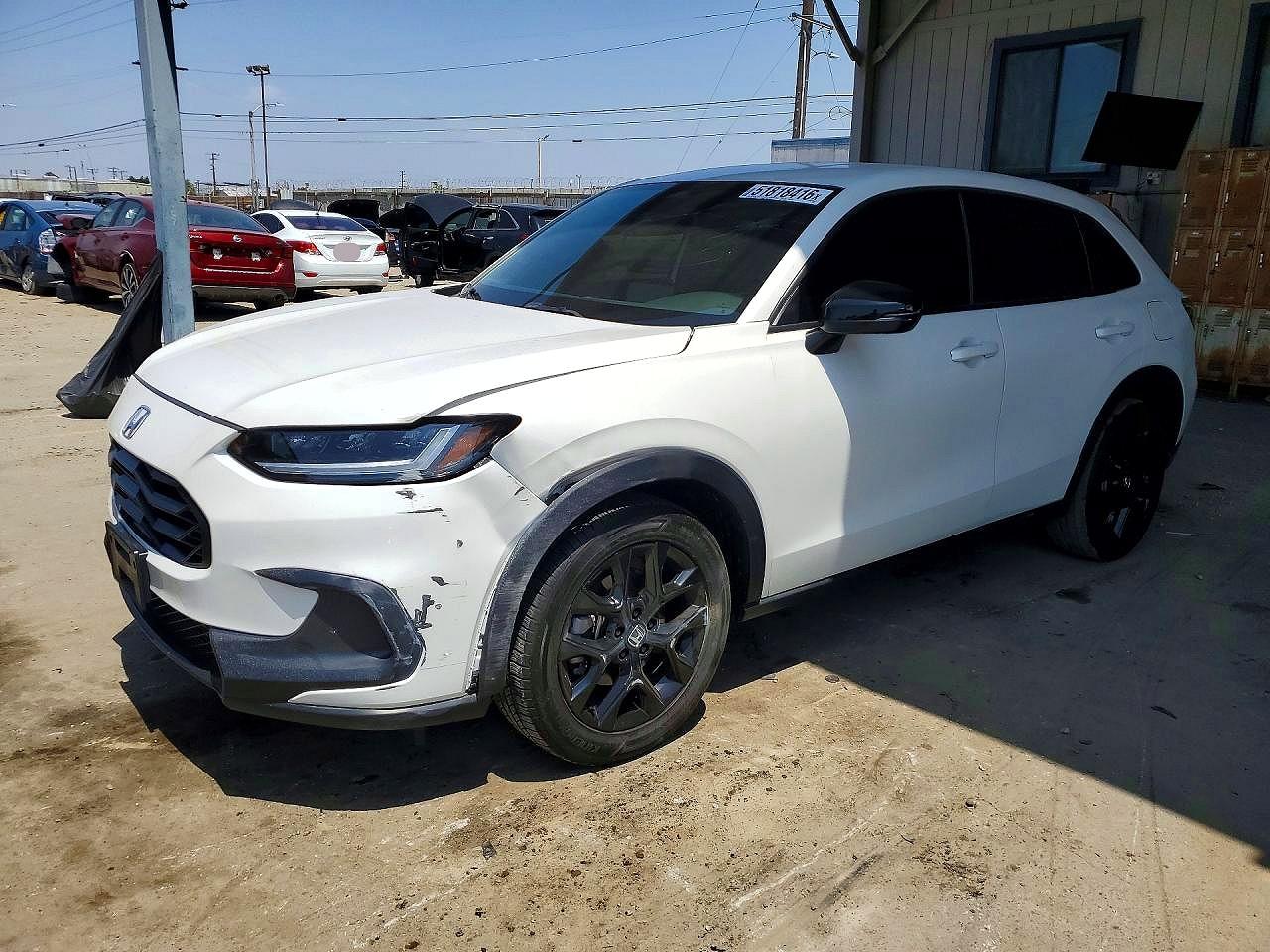 Salvage Honda HR-V Image