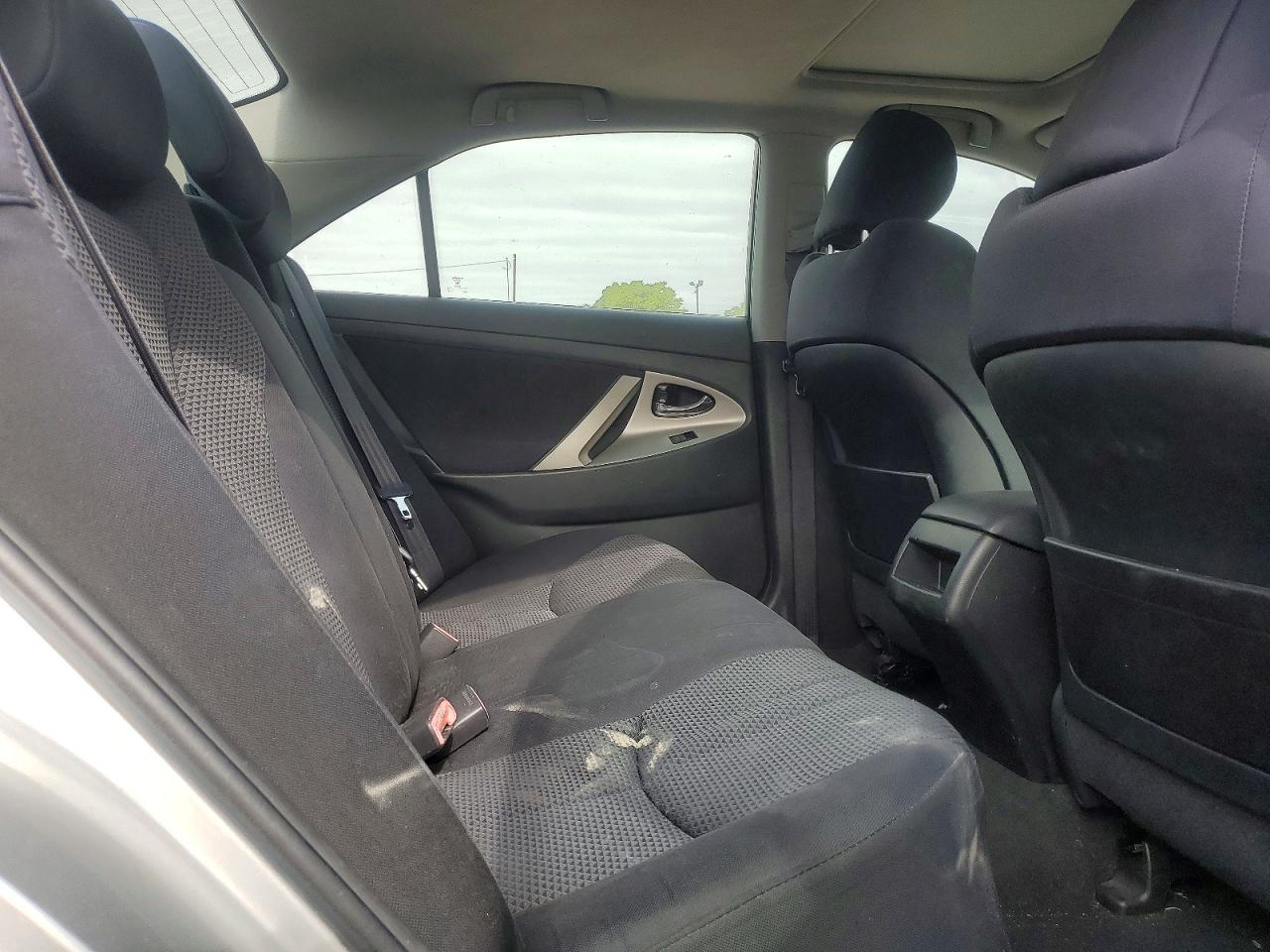 Toyota Camry Se V6