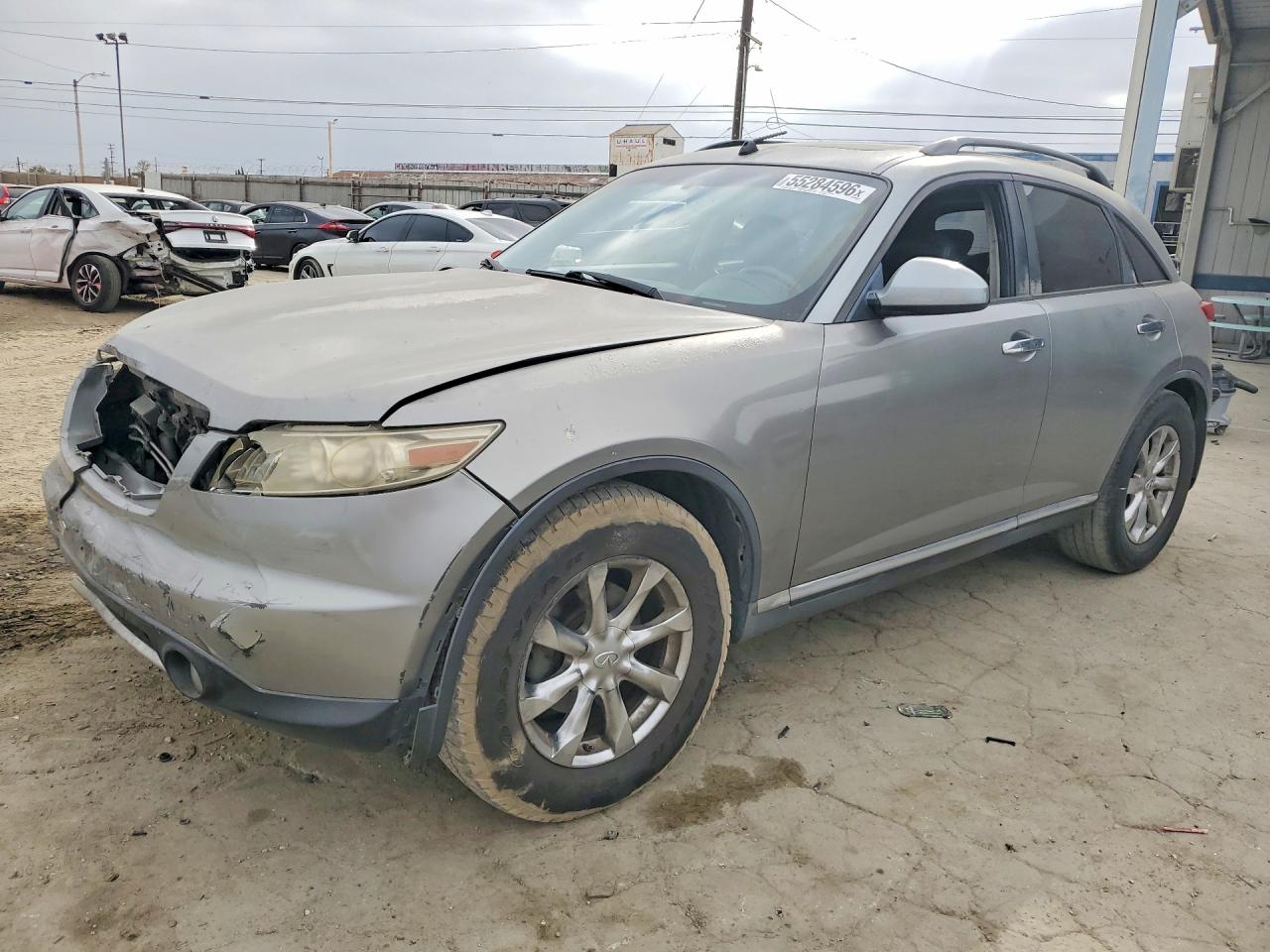 Salvage INFINITI Fx Image