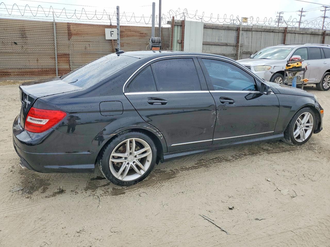 Mercedes-Benz C-Class 300 4matic
