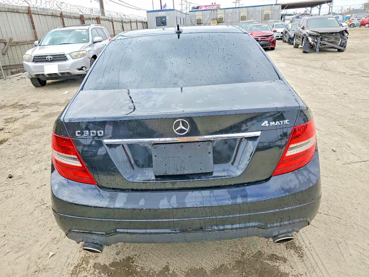 Mercedes-Benz C-Class 300 4matic
