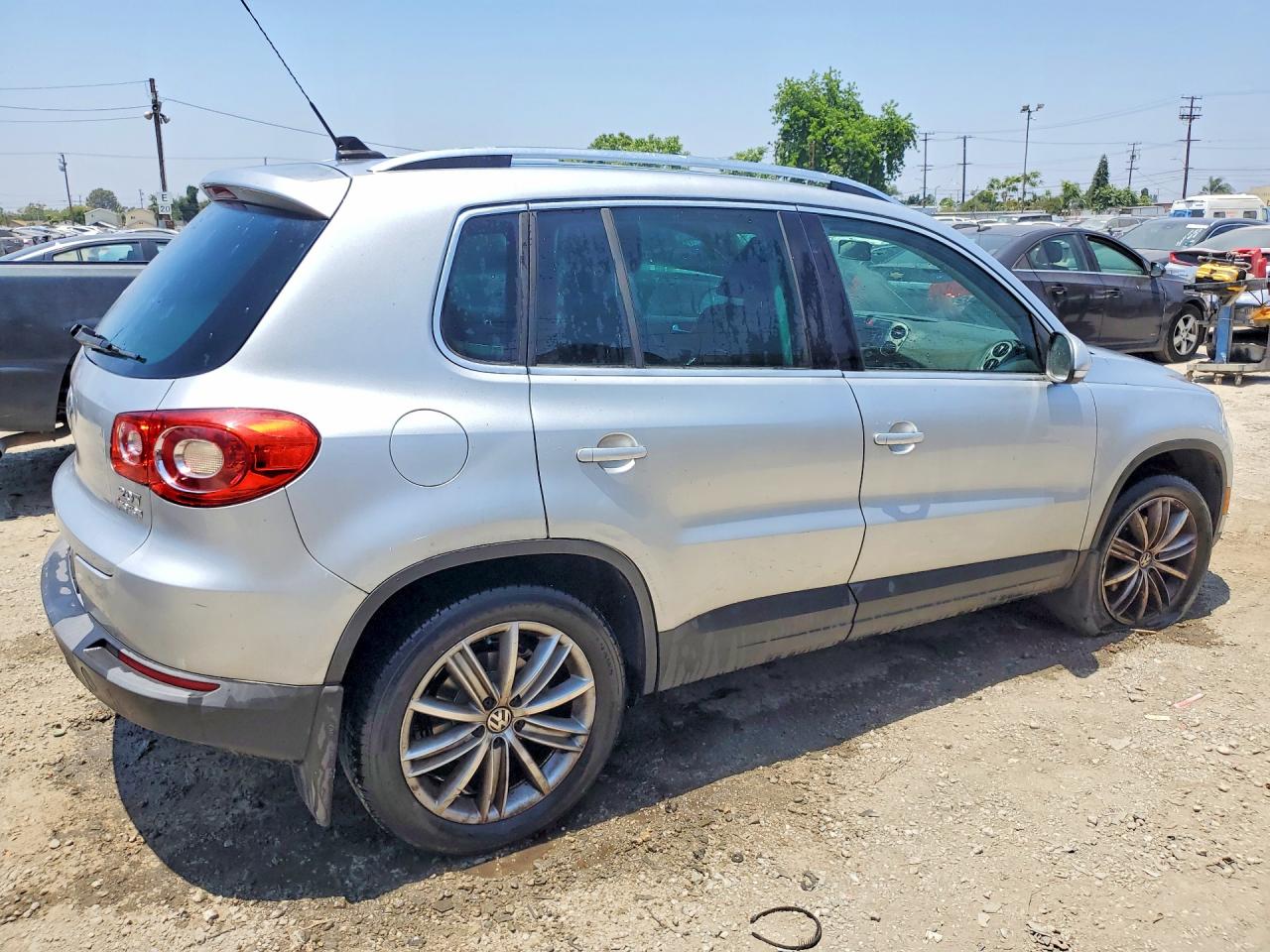 Volkswagen Tiguan S