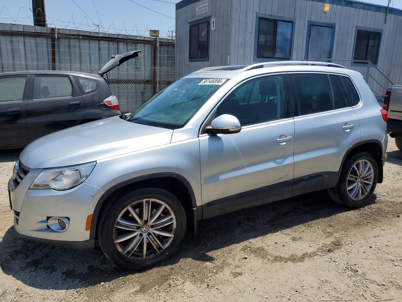 Salvage Volkswagen Tiguan Image