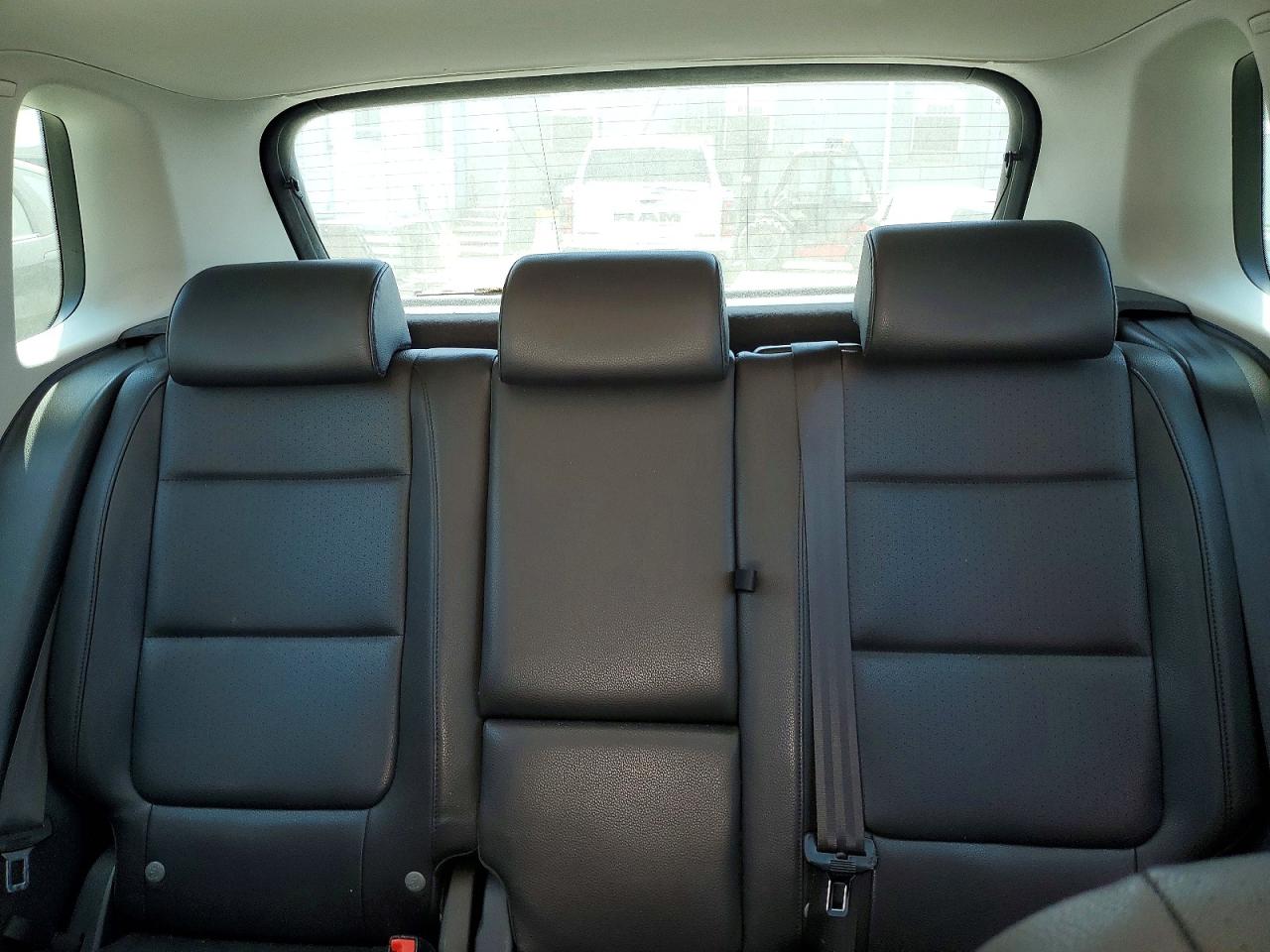 Volkswagen Tiguan S