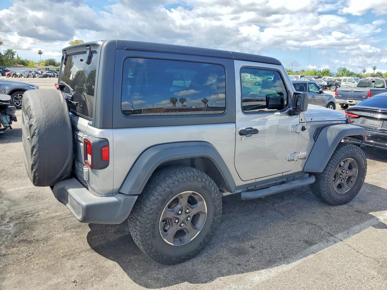 Jeep Wrangler Sport