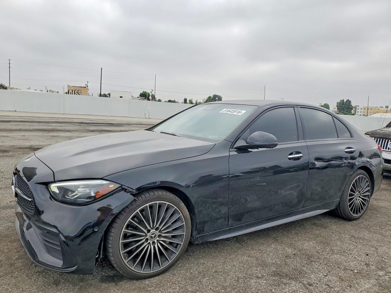 Salvage Mercedes-Benz C-Class Image