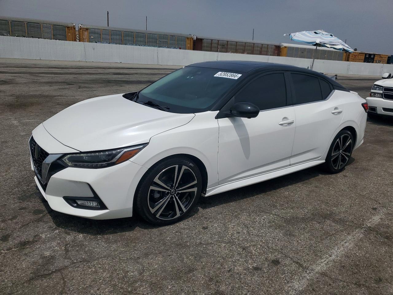 Salvage Nissan Sentra Image