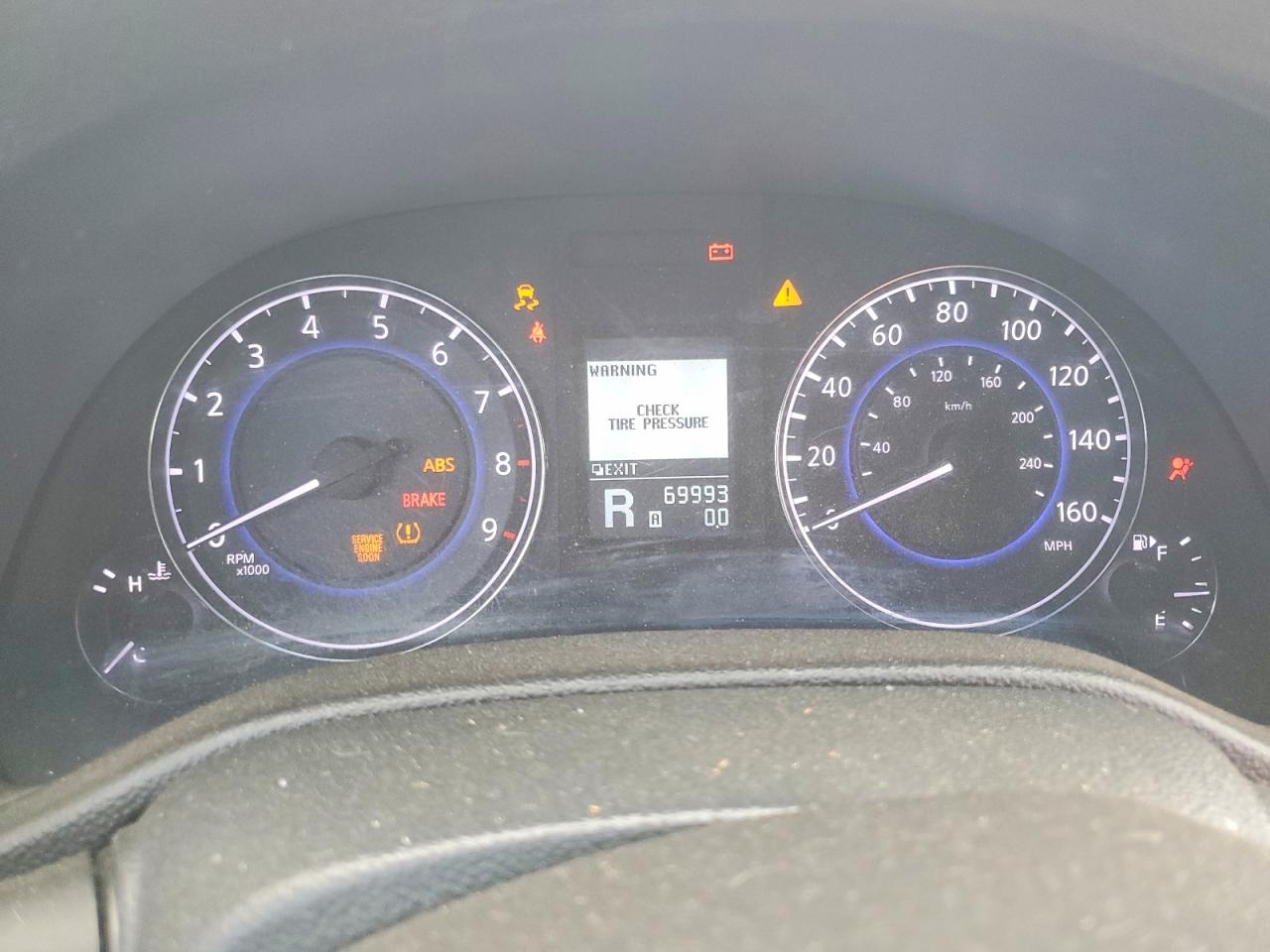 INFINITI G37 Journey