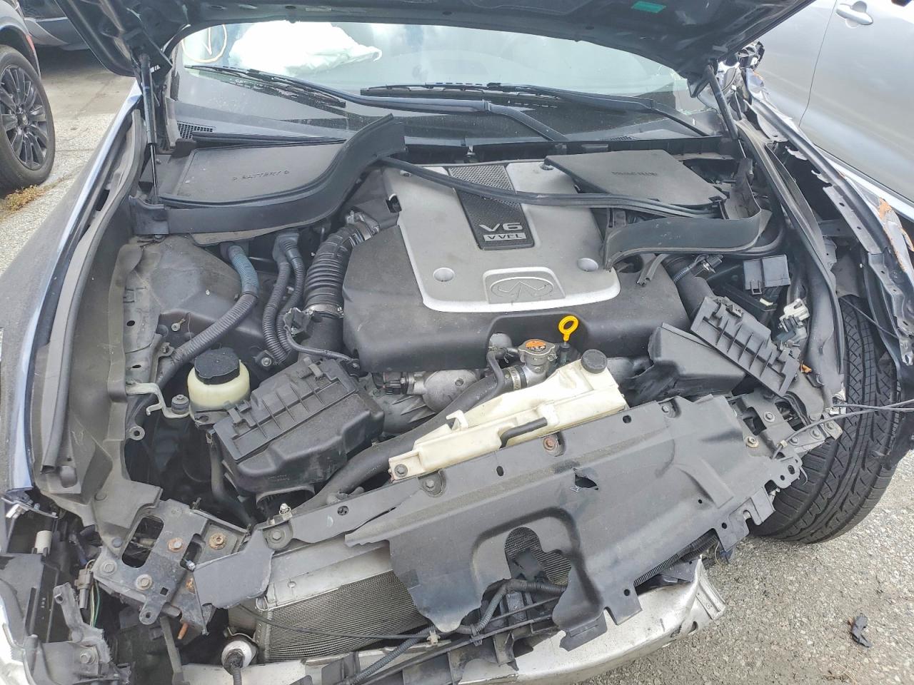 INFINITI G37 Journey
