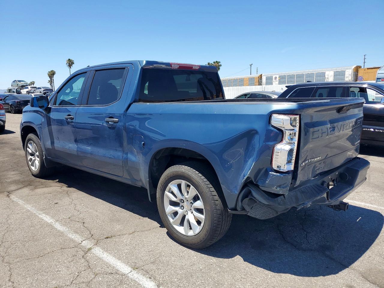 Chevrolet Silverado C1500 Custom