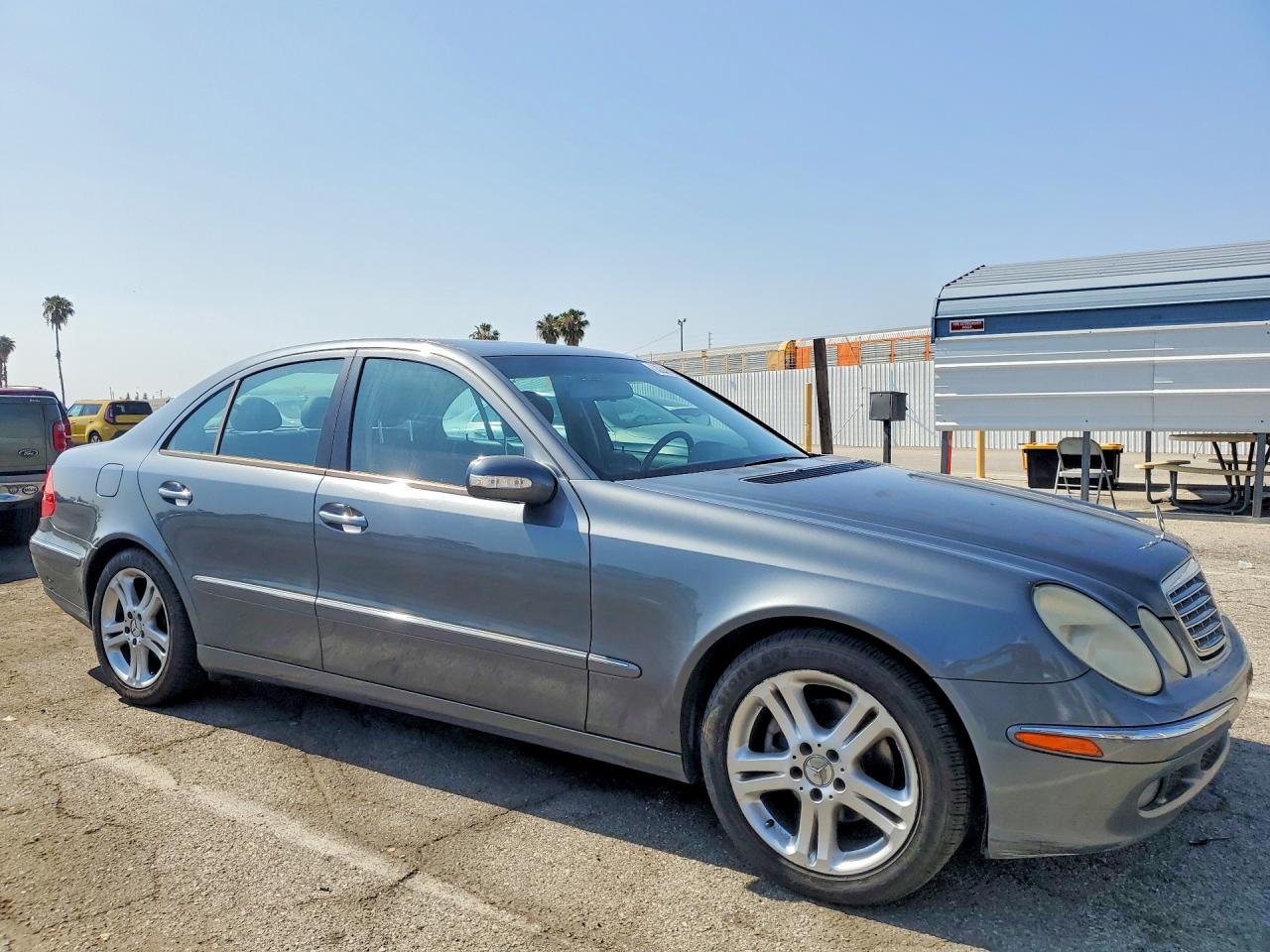 Mercedes-Benz E-Class 350