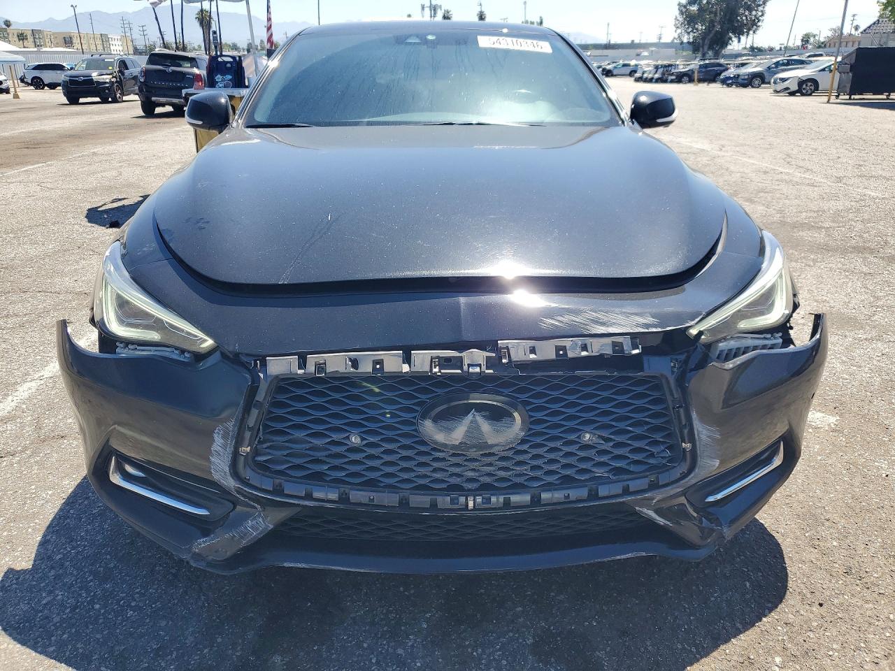 INFINITI Q60 Luxe