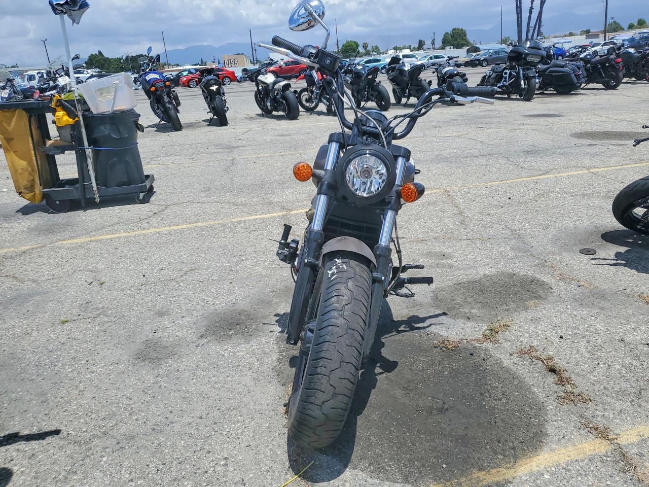 Indian Motorcycle Co. Motorcycle Bobber Abs