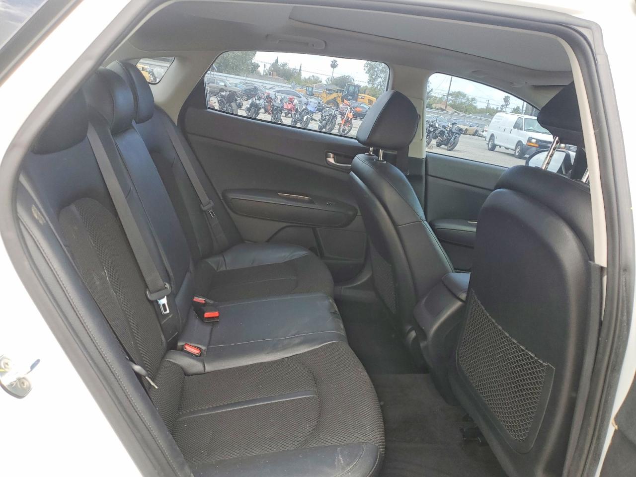 Kia Optima S