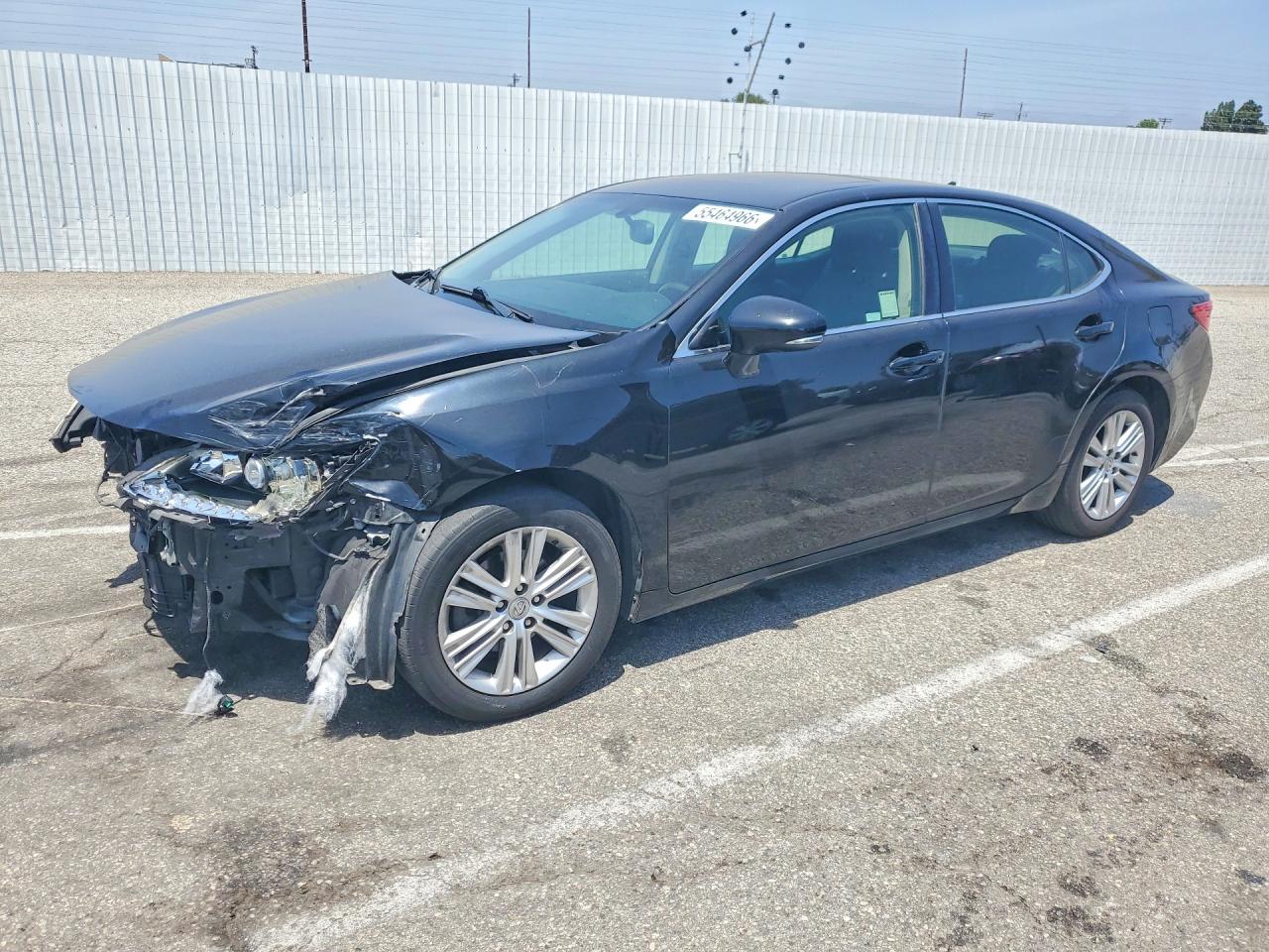 Salvage Lexus Es Image