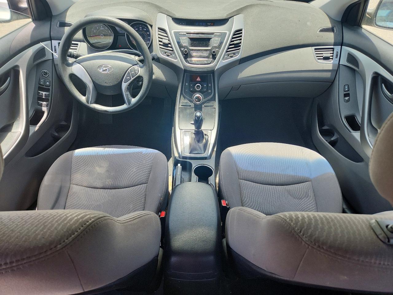 Hyundai ELANTRA Se