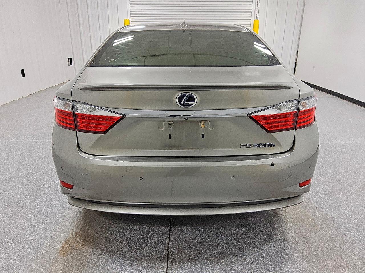 Lexus Es Base
