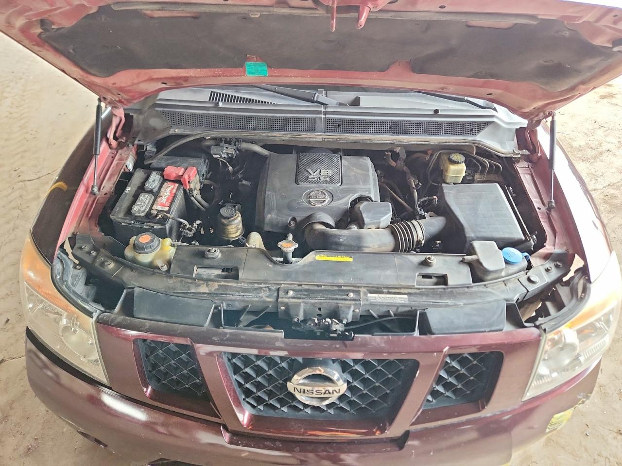 Nissan Armada Sv