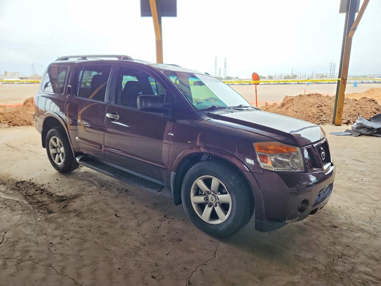 Nissan Armada Sv