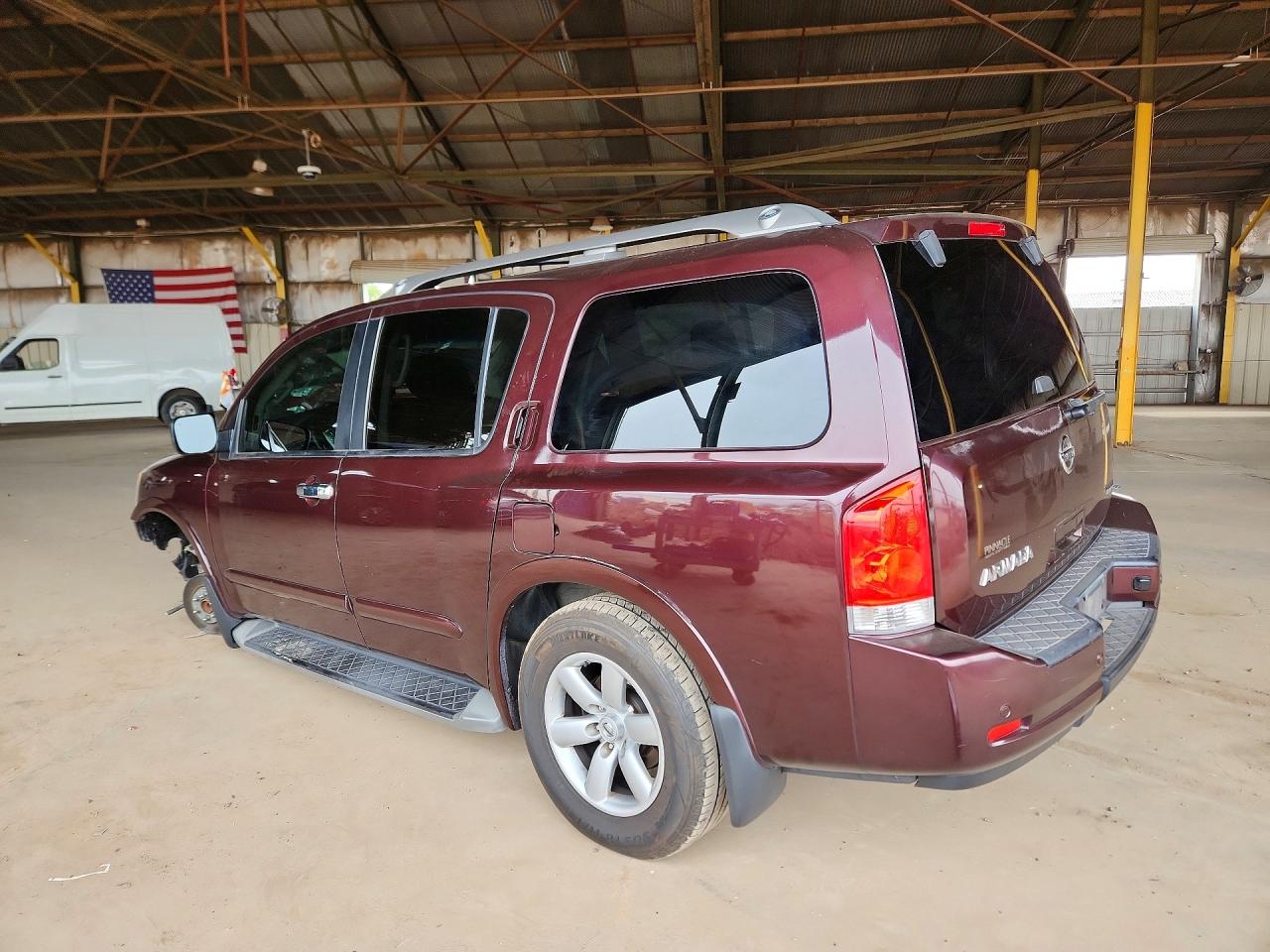 Nissan Armada Sv