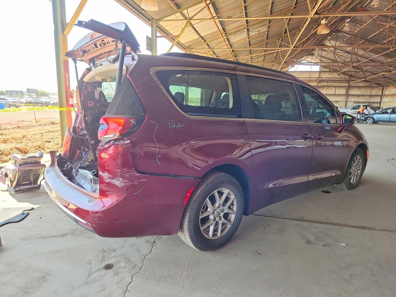 Chrysler Pacifica Touring L
