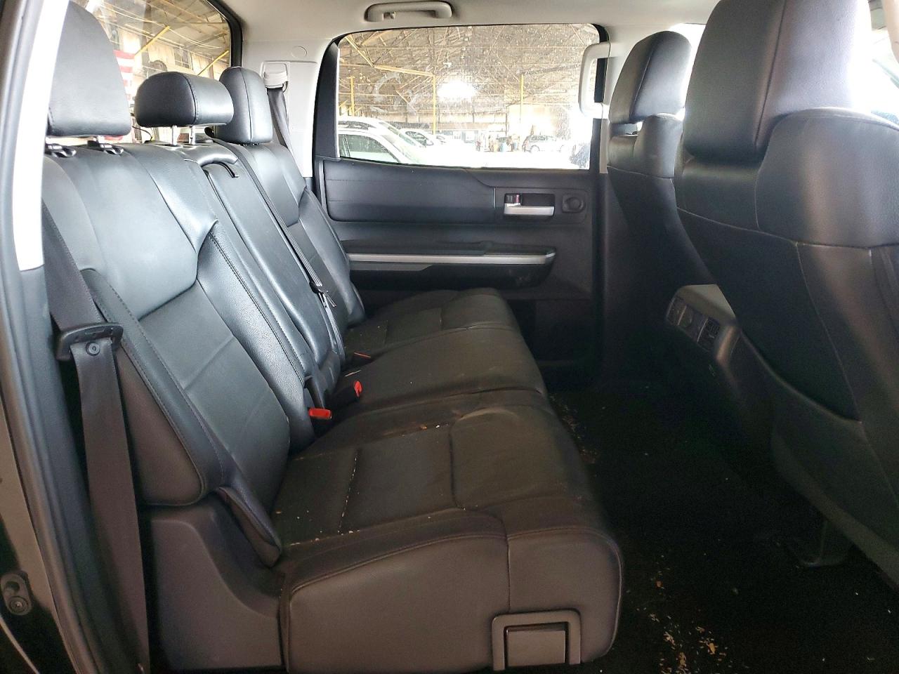 Toyota Tundra Crewmax Limited