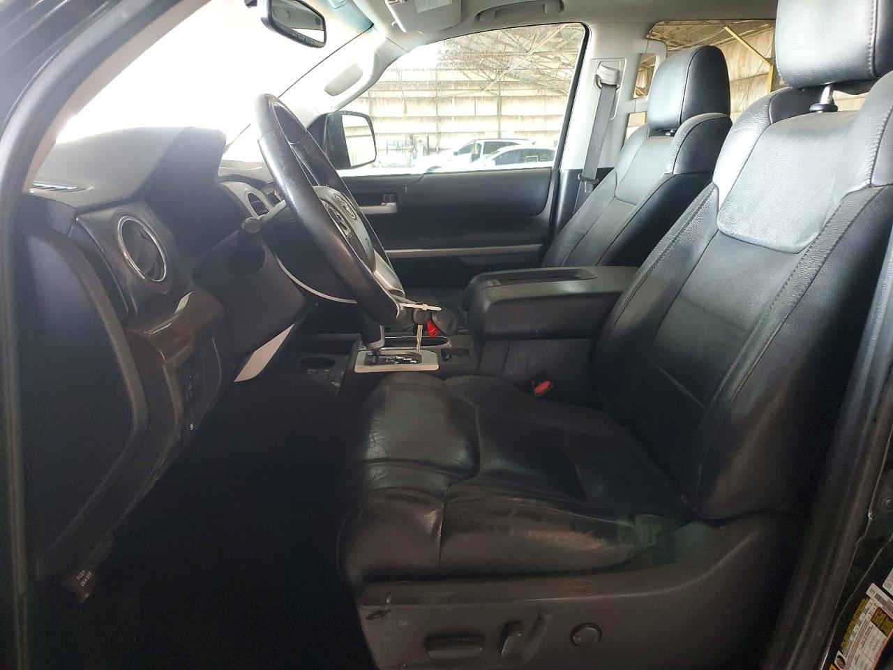 Toyota Tundra Crewmax Limited