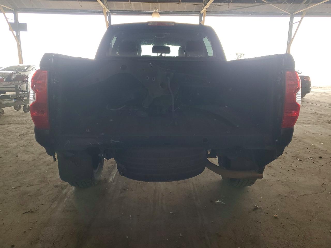 Toyota Tundra Crewmax Limited