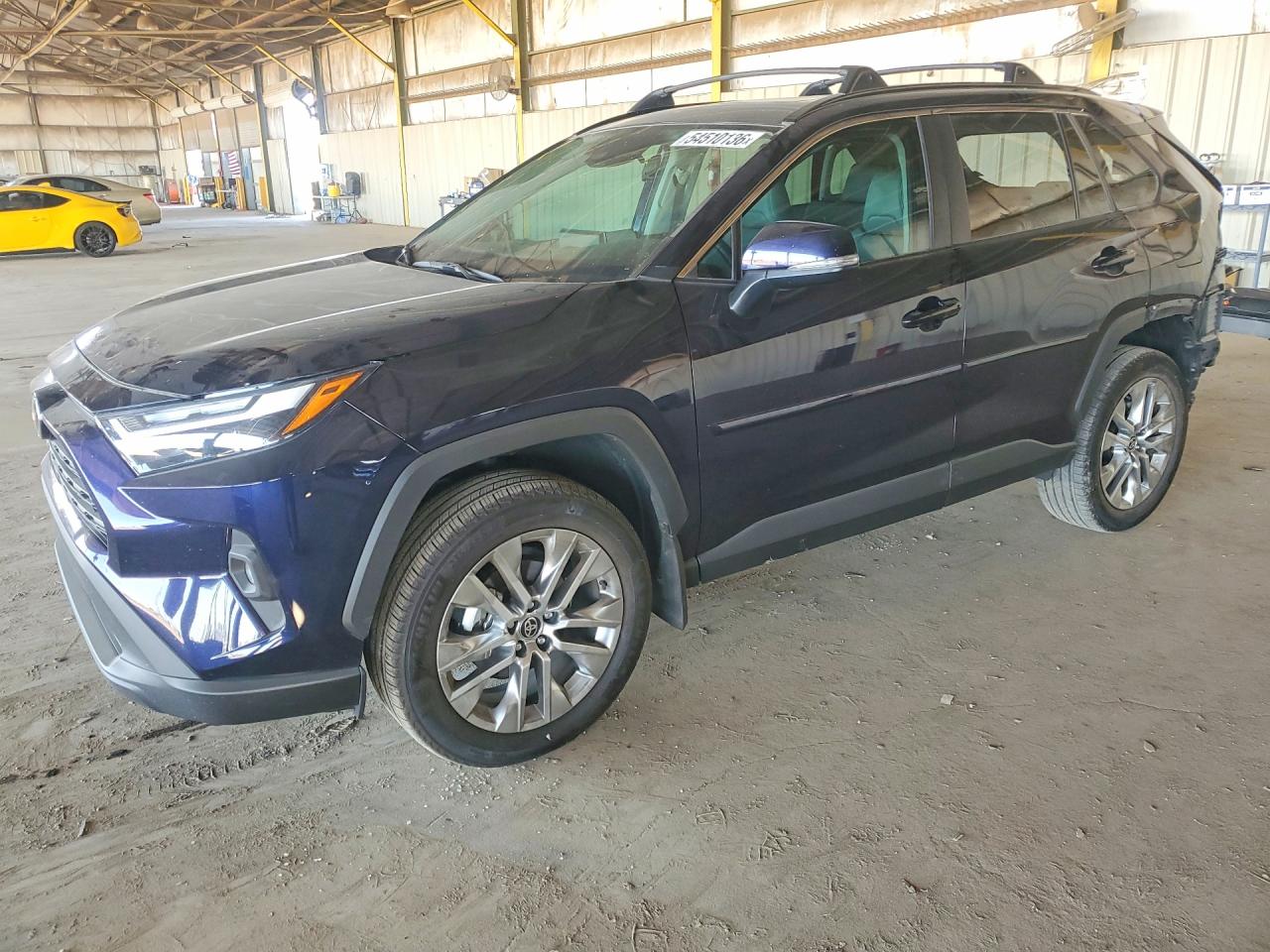 Salvage Toyota RAV4 Image