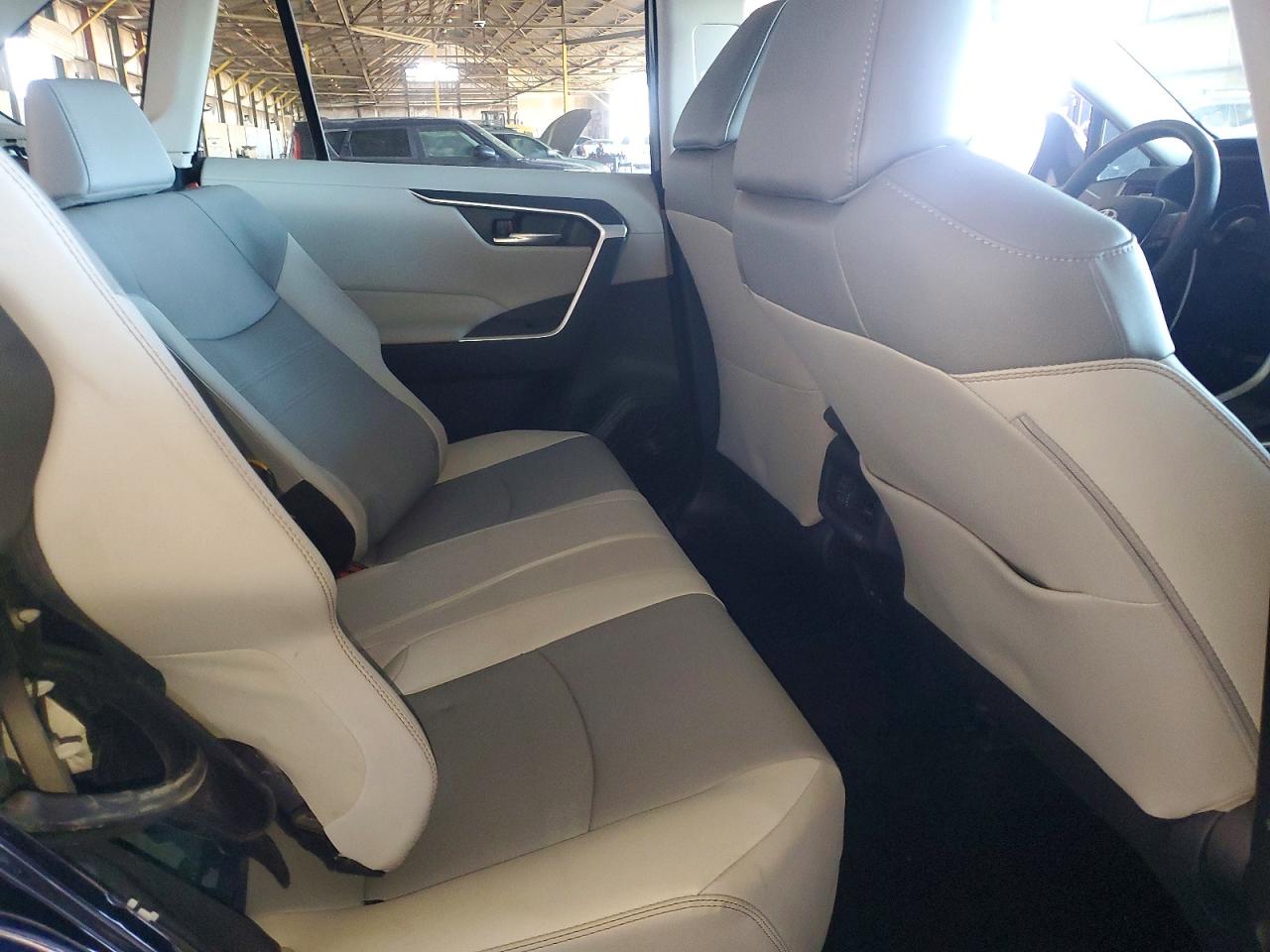 Toyota RAV4 Xle Premium