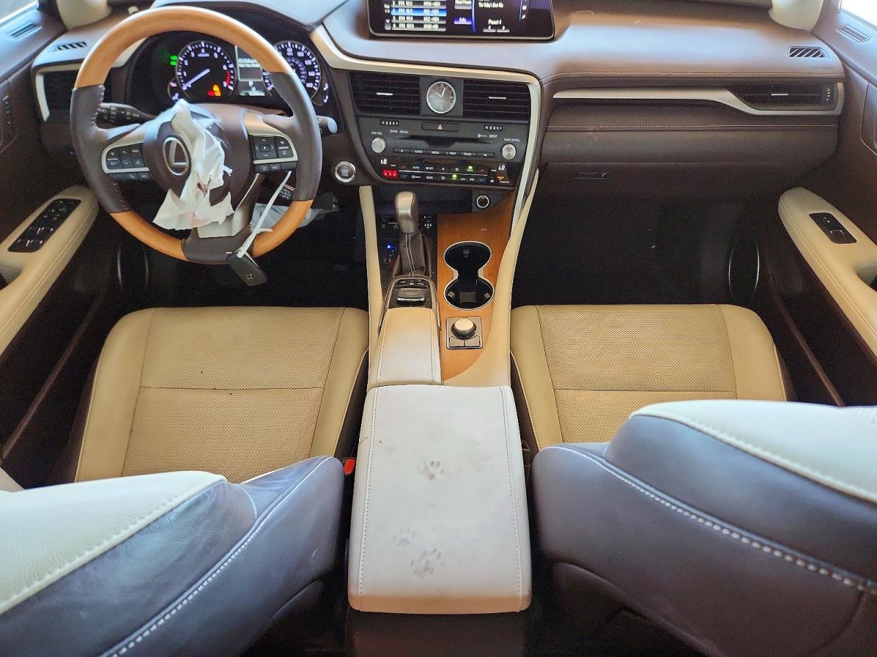 Lexus RX Base