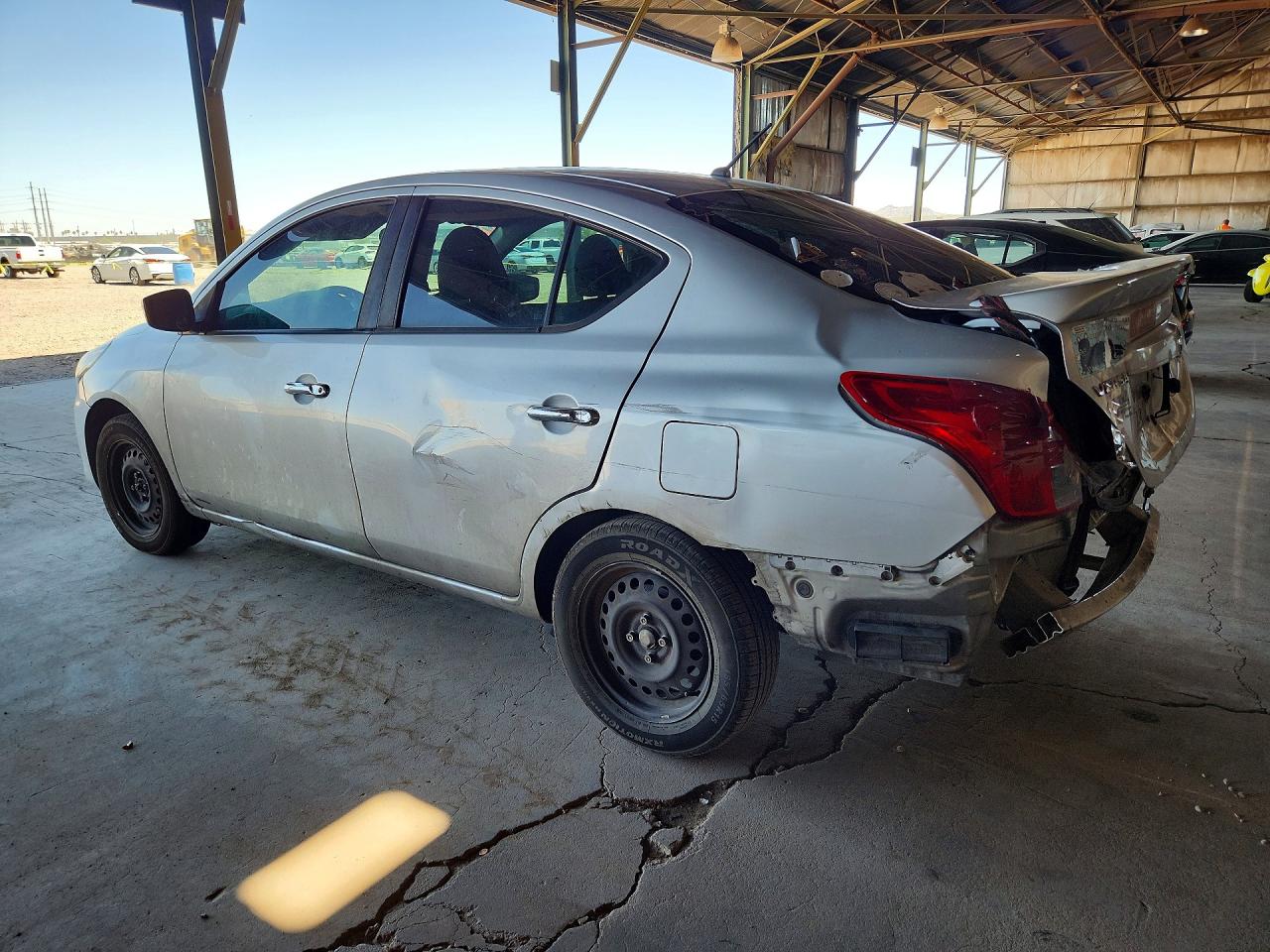 Nissan Versa 1.6 Sv