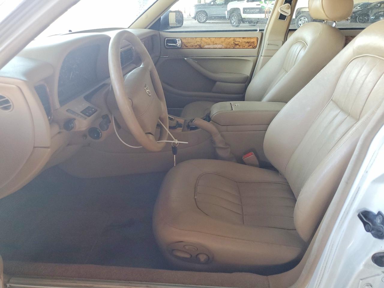Jaguar Xj6