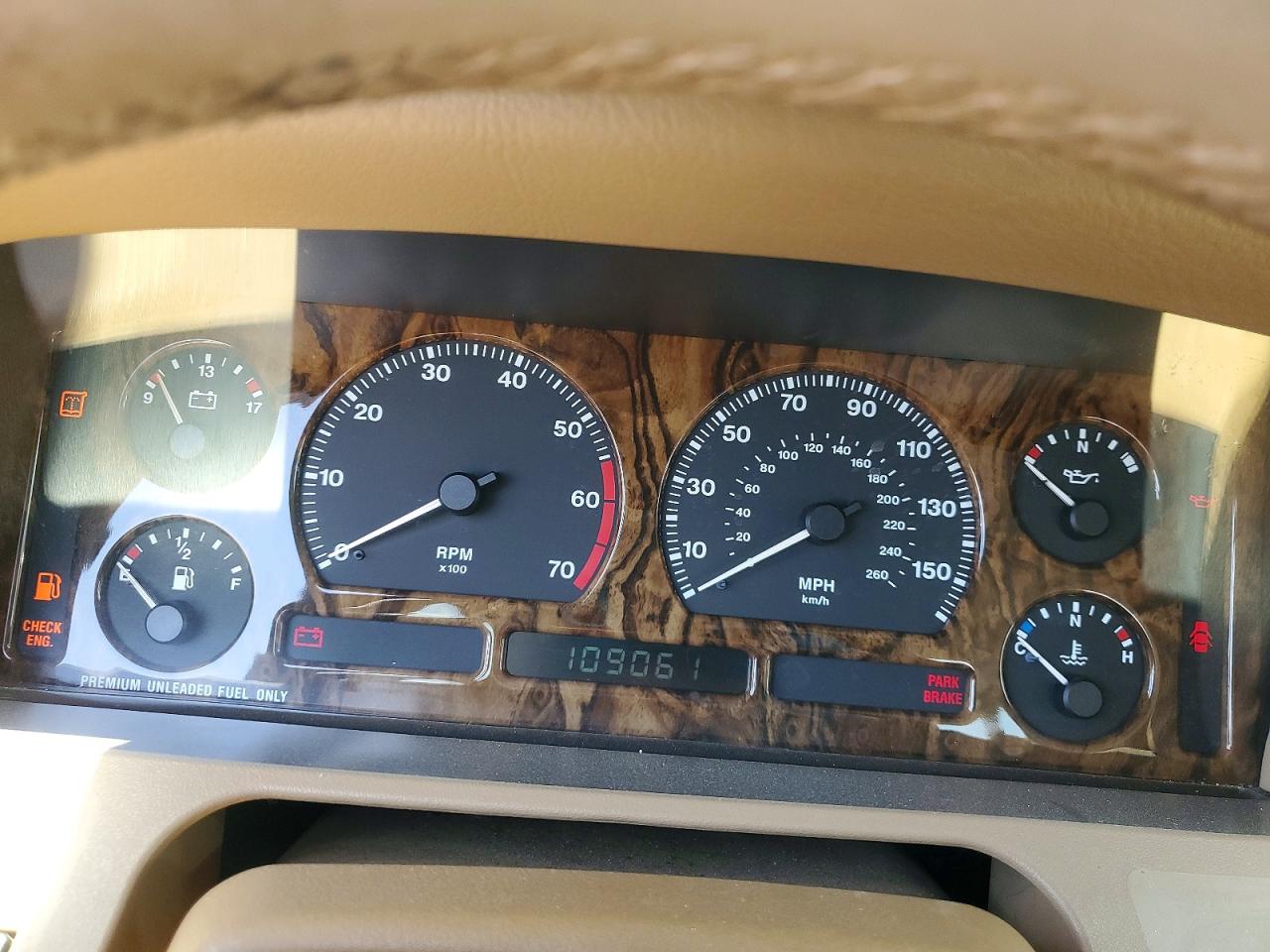 Jaguar Xj6